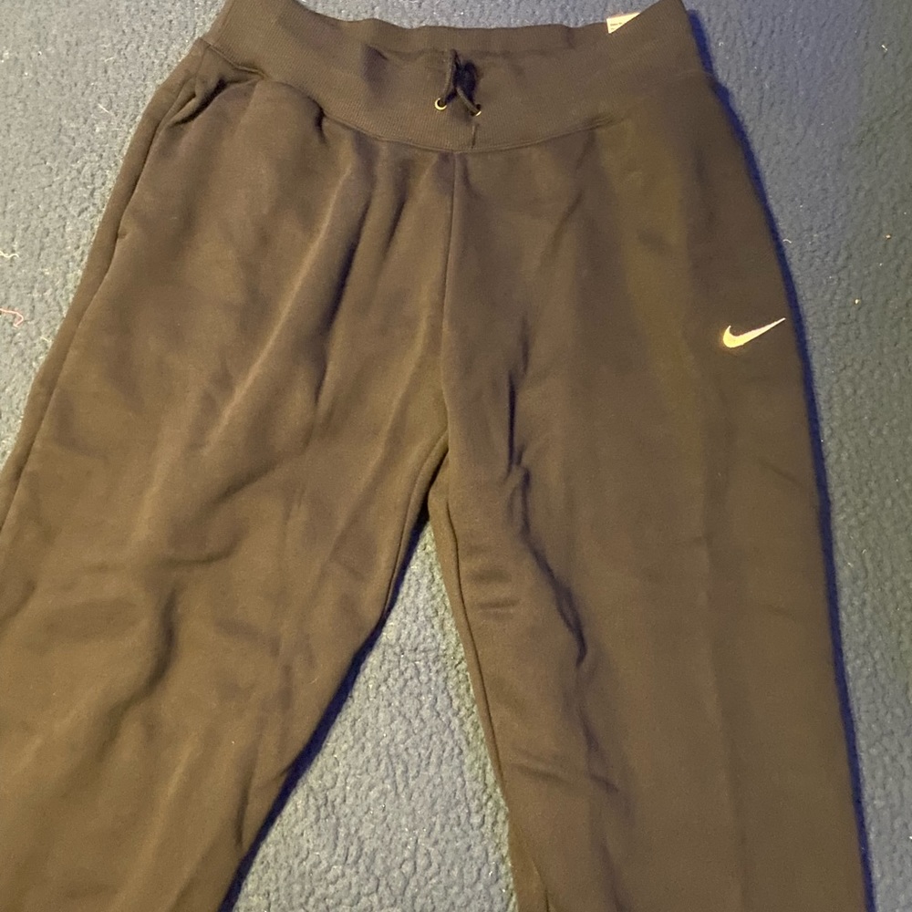 nike oversized joggers